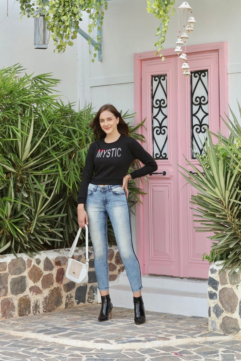 31610 - Mystic Black Crop Sweat Shirt