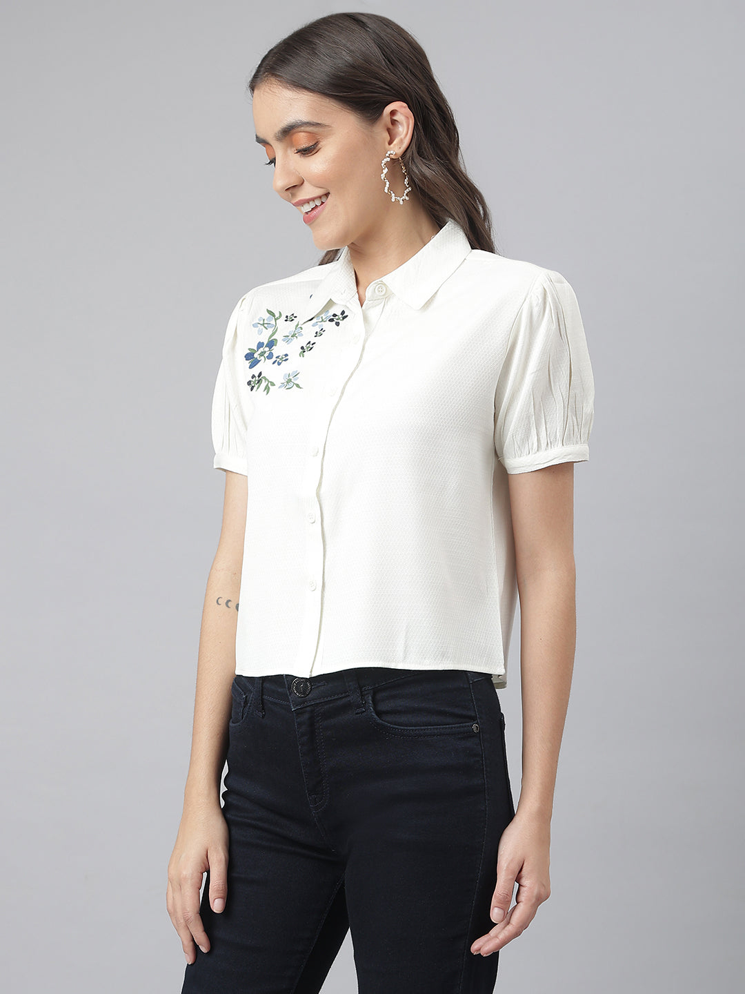 Off White Collared Embroidered Buttoned Shirt (Top)
