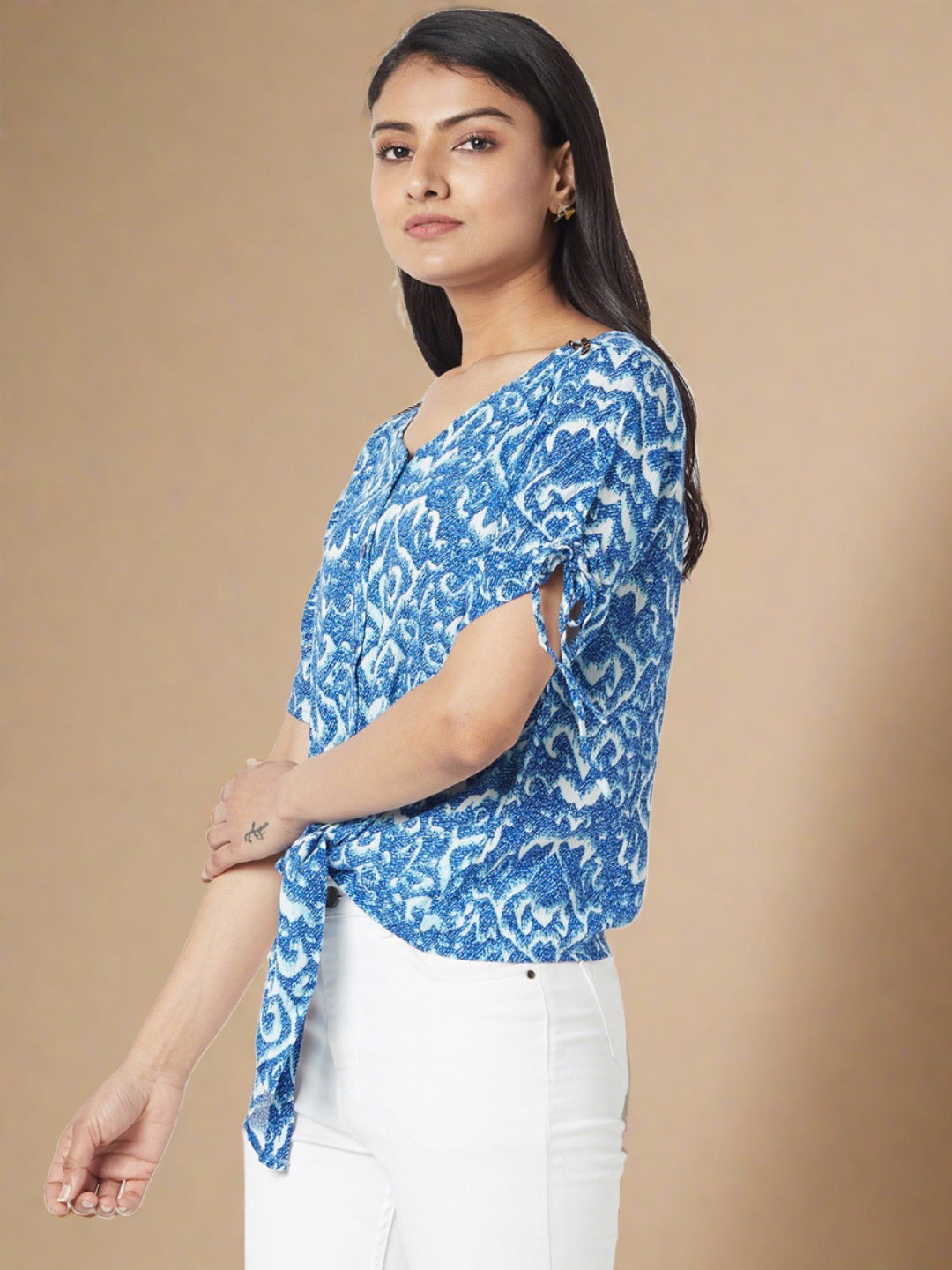 Blue Round Neck Knotted Shirt