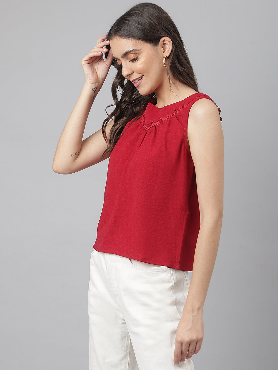 Maroon Round Neck Woven Top With Lace In Front
