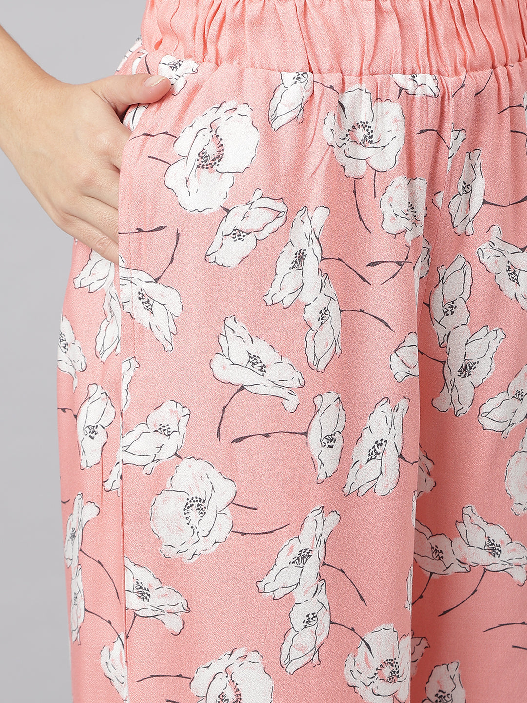 Peach Co-Ordinate Set With Back Elasticated Upper For The Perfect Fit